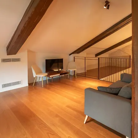 Castello Di - Agrituristico *