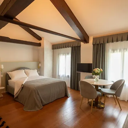 Agroturismo Castello Di - Agrituristico