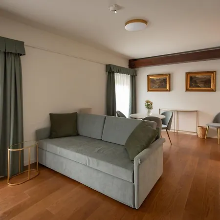 Agroturismo Castello Di - Agrituristico