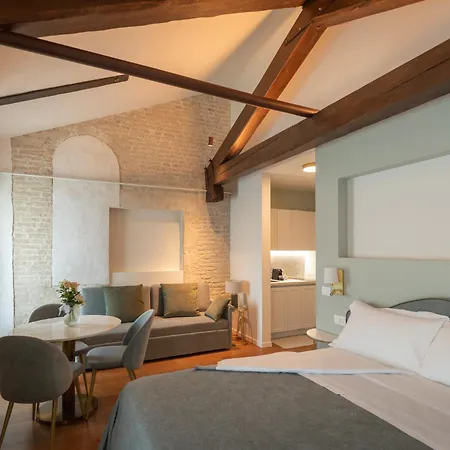 Agroturismo Castello Di - Agrituristico *