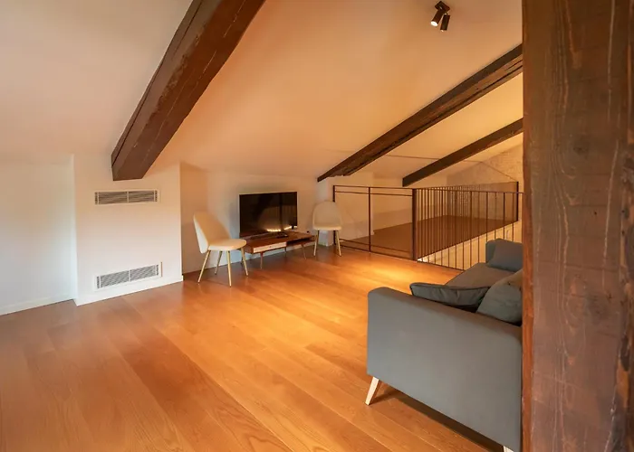 Castello Di - Agrituristico *