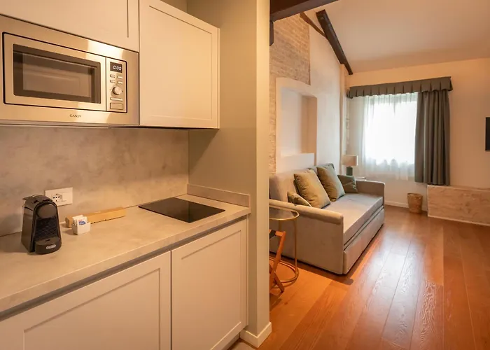 Farmház Castello Di - Agrituristico *