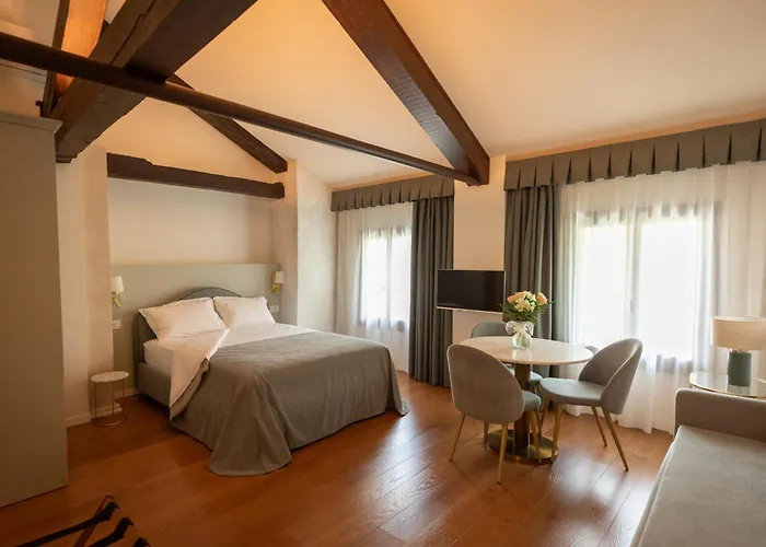 Farmház Castello Di - Agrituristico