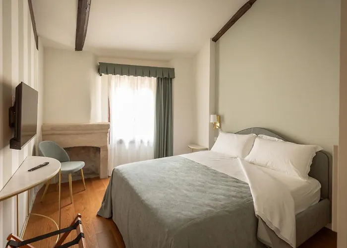 Farmház Castello Di - Agrituristico *