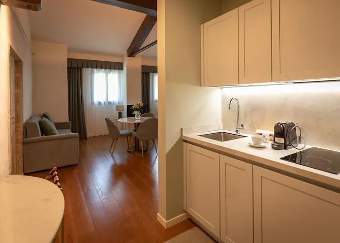 Castello Di - Agrituristico *