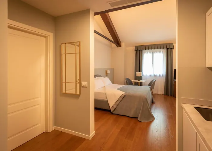 Castello Di - Agrituristico